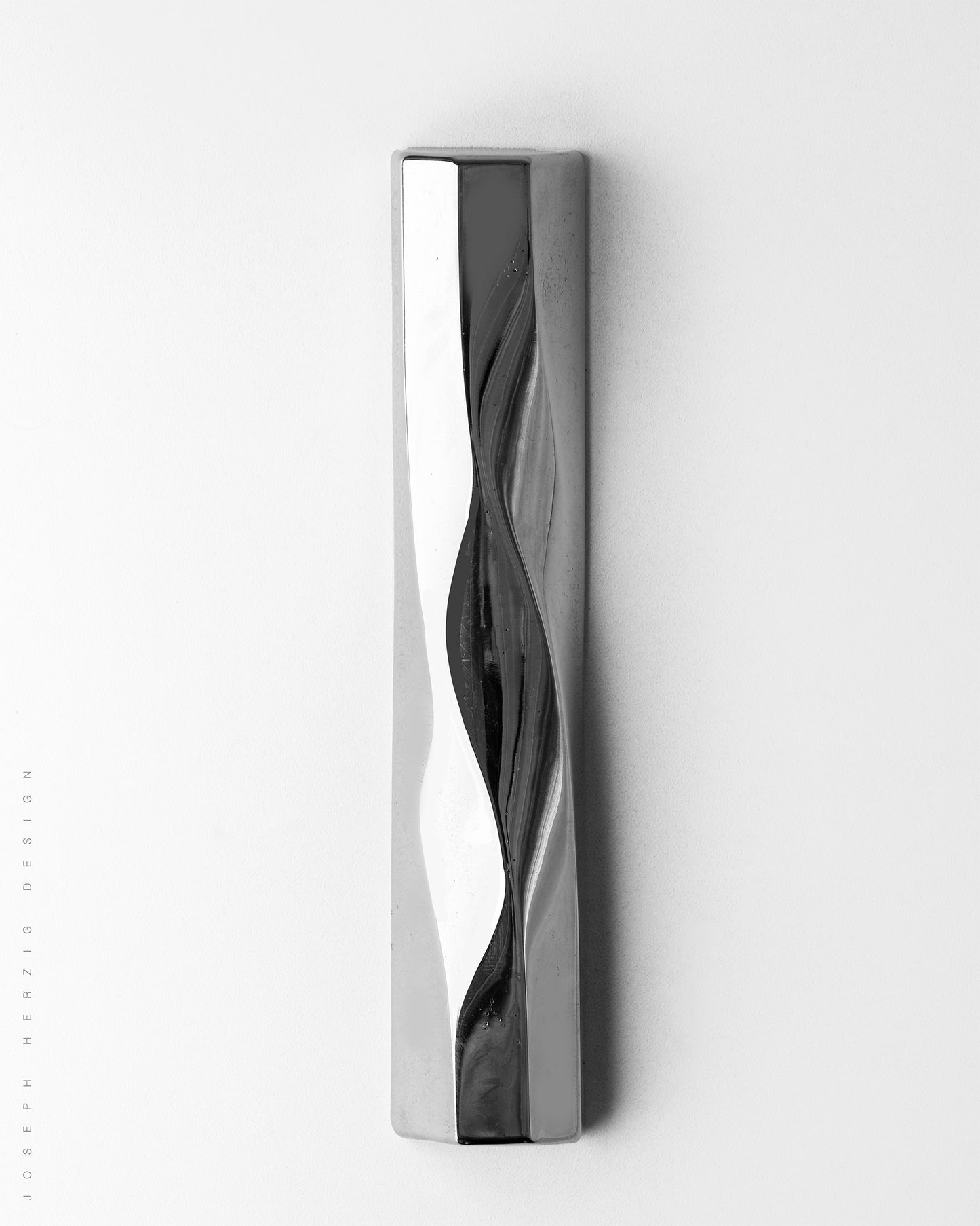WAVE Mezuzah | Polished Silver Chromed Aluminum